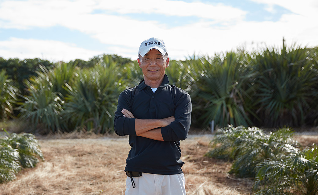 南西楽園宮古島ファーム代表の新里さん。